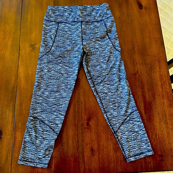 Lou & Grey capri workout leggings - Picture 1 of 6